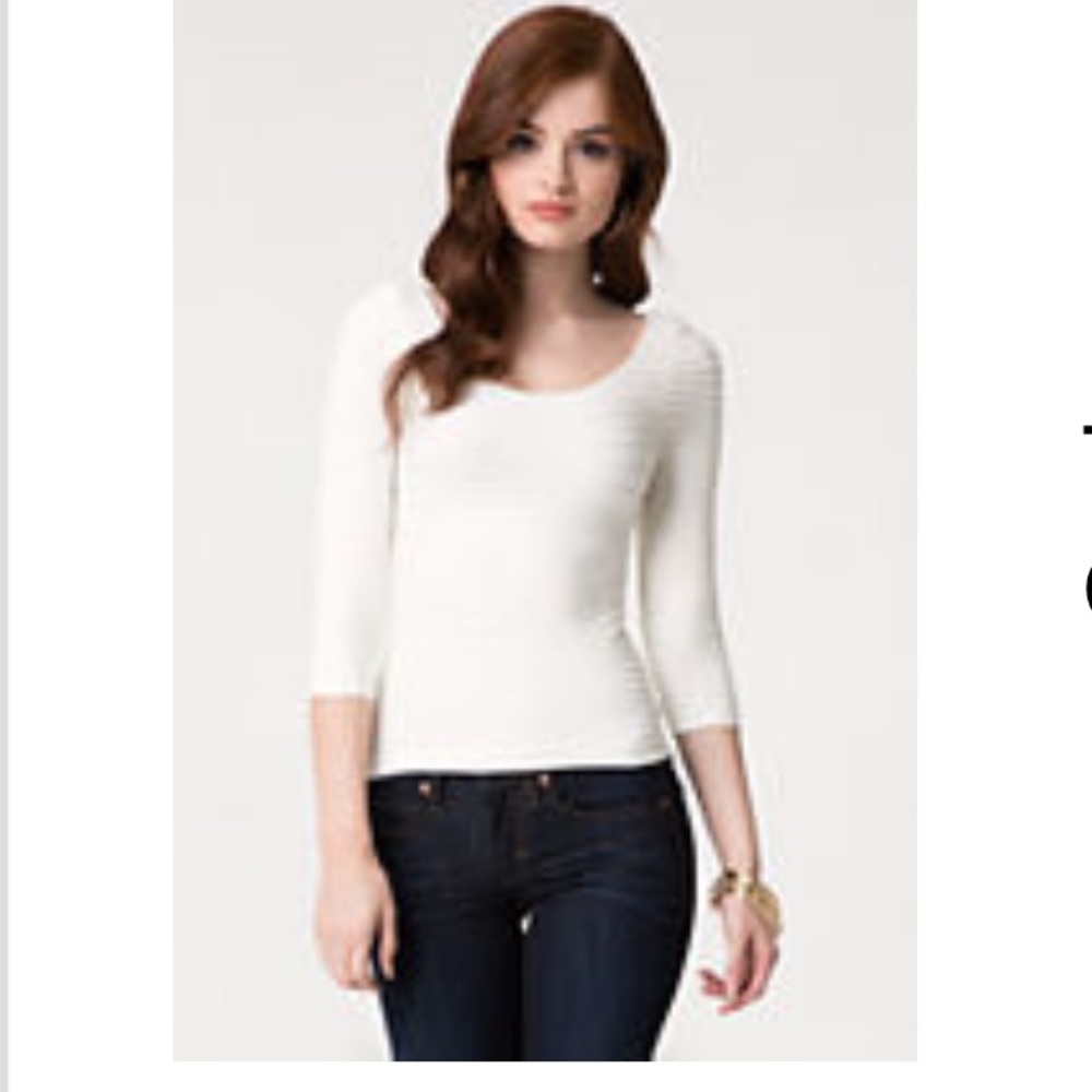 🌷🍀🦋Bebe textured top 🌸